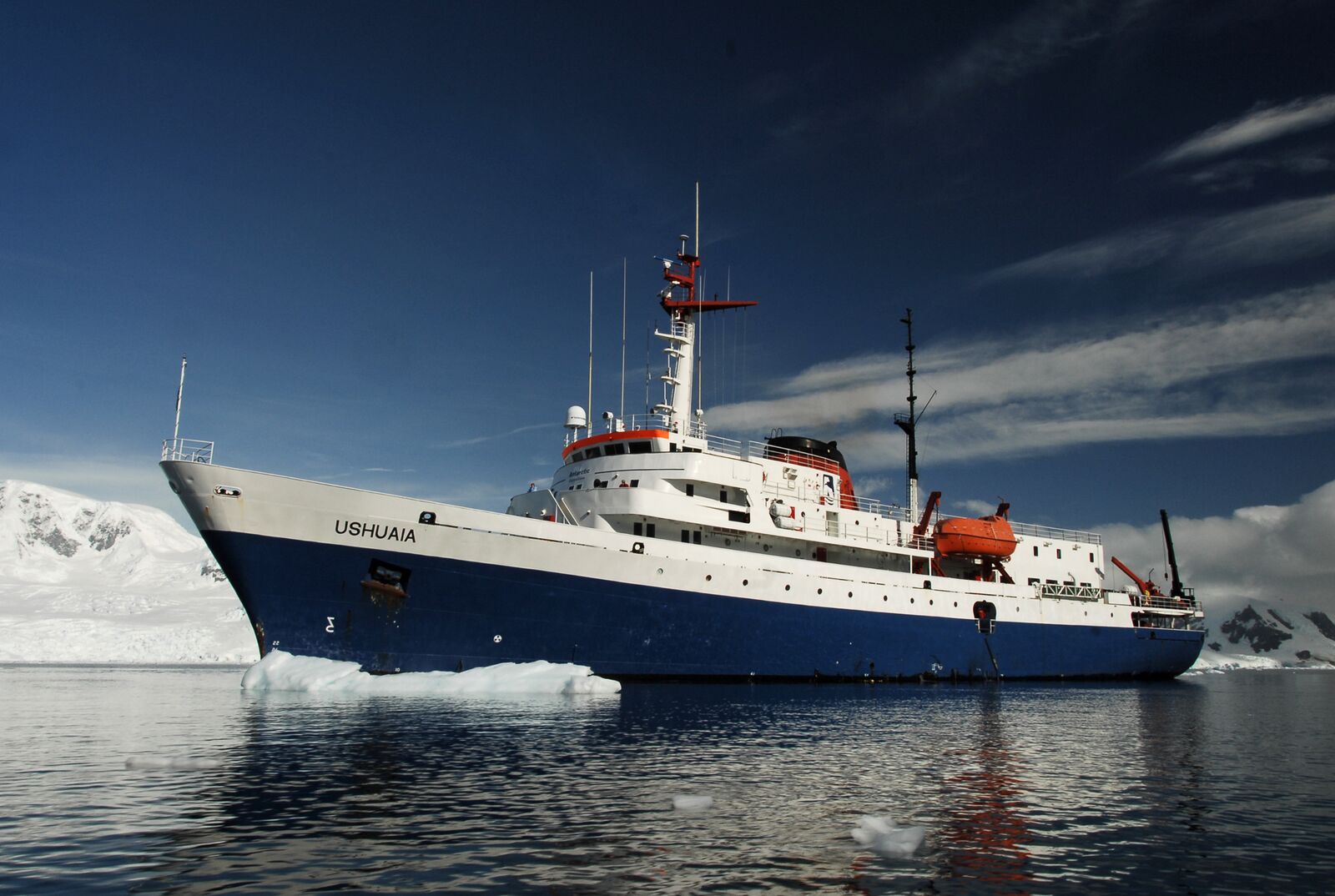 M/V Ushuaia