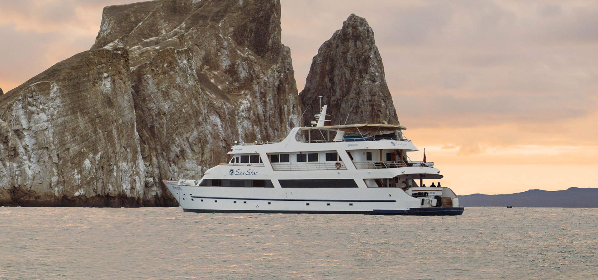 M/Y Galapagos Sea Star Journey